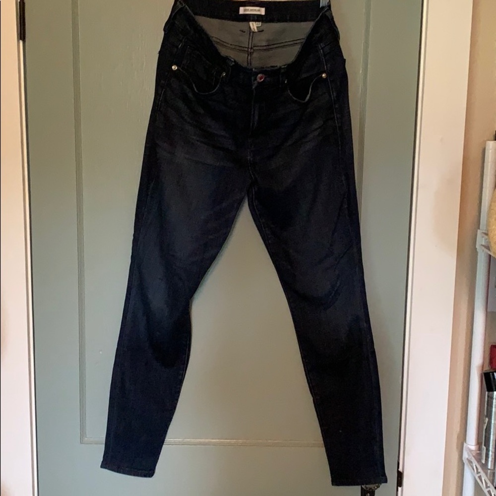 Good American Good Legs Jeans